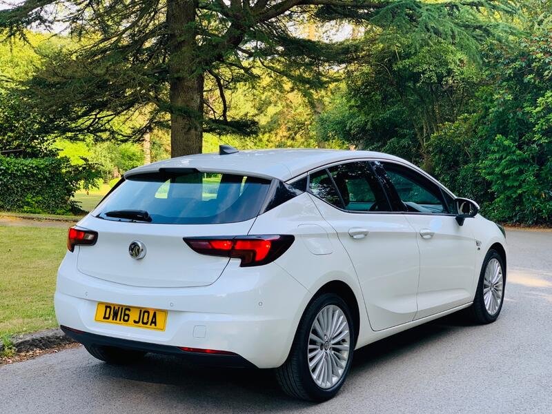 VAUXHALL ASTRA