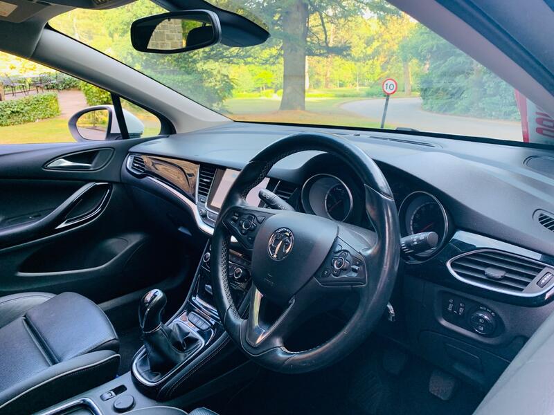 VAUXHALL ASTRA